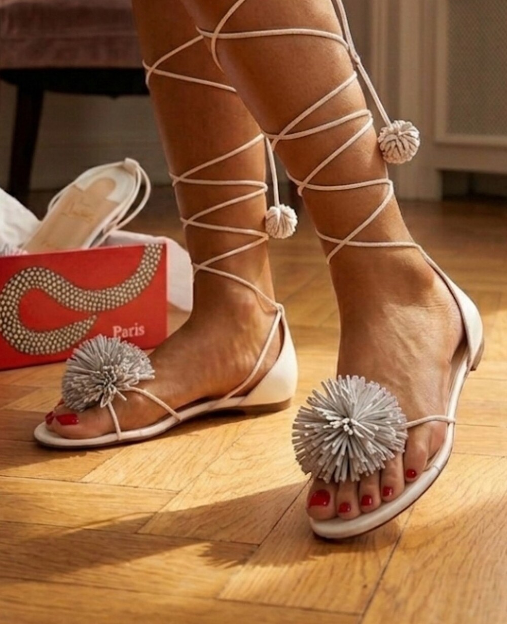 CHRISTIAN  LOUBOUTIN  TSAROU POM POM FLAT 37.5